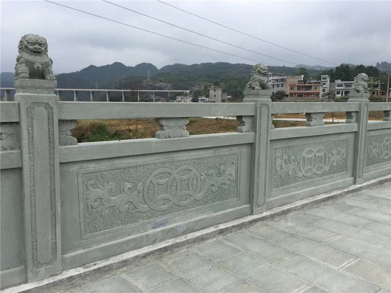 貴州惠水市威遠(yuǎn)鎮(zhèn)青石橋欄桿項目 - 成都翰林石 